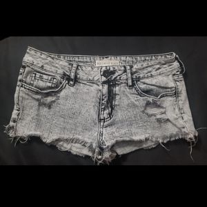 Bullhead Black Shorts